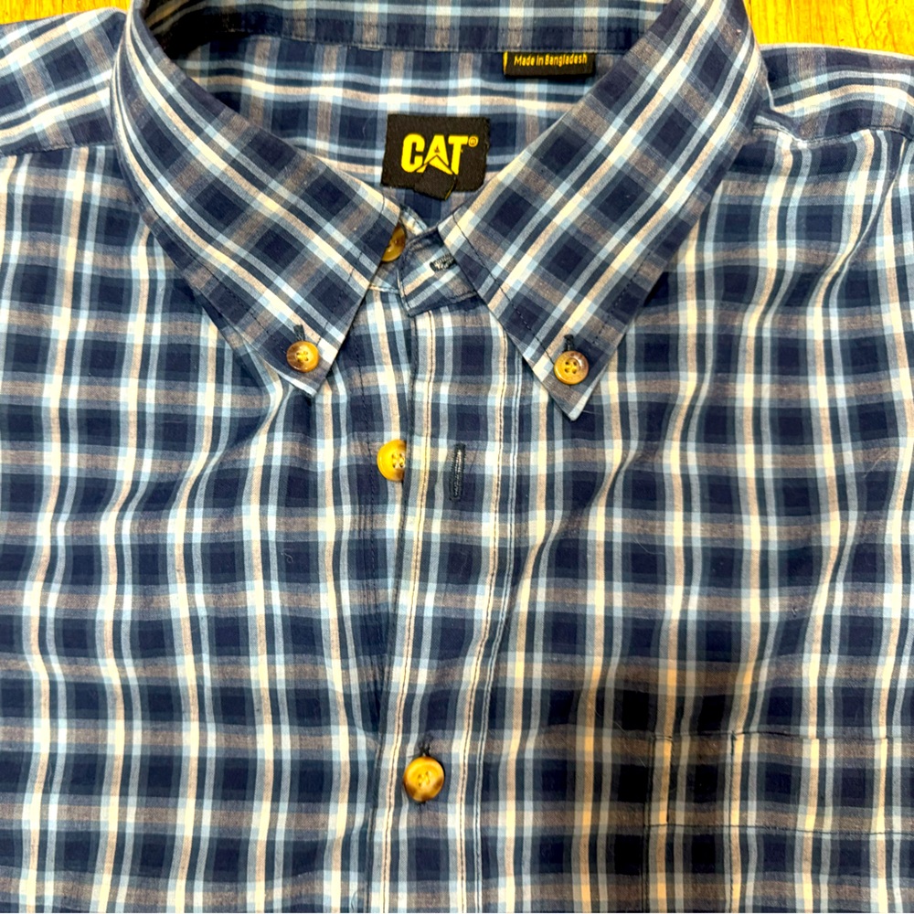 CAT Button Up - Picture 4 of 7